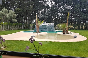 Urla Kuşçular´da Müstakil Havuzlu Satılık Villa